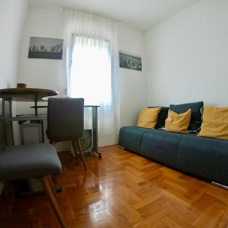 Sunny Apartment By The Beach Kastel Stafilic Ngoại thất bức ảnh