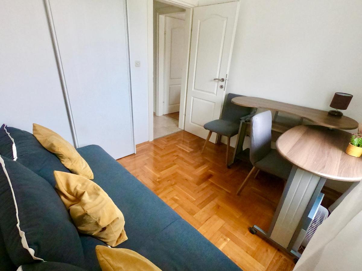 Sunny Apartment By The Beach Kastel Stafilic Ngoại thất bức ảnh